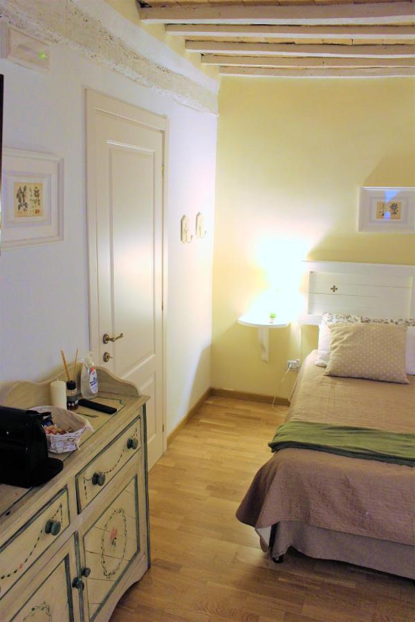 Romantic Suite Gubbio Exterior photo